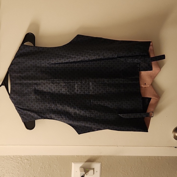 ASOS  Wedding Vest 40" R chest. - Picture 12 of 13